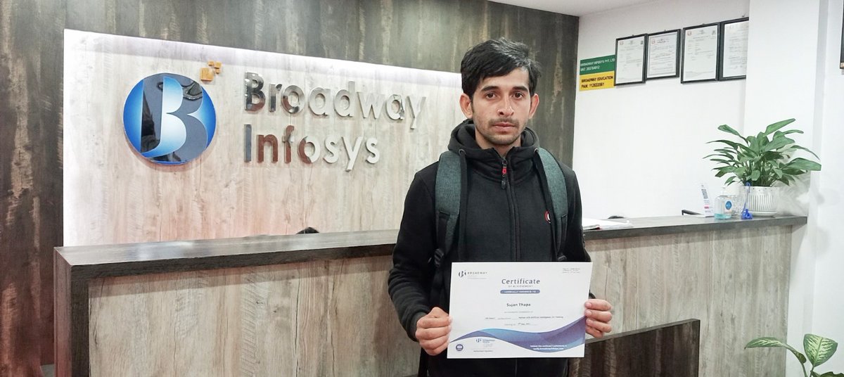 broadwayinfosys's tweet image. Some glimpses of students receiving their respective certificates after their course completion!

Wishing the students all the best for your future endeavors!

#Certification
#ITTraininInNepal
#InternshipAndPlacement
#BroadwayInfosys