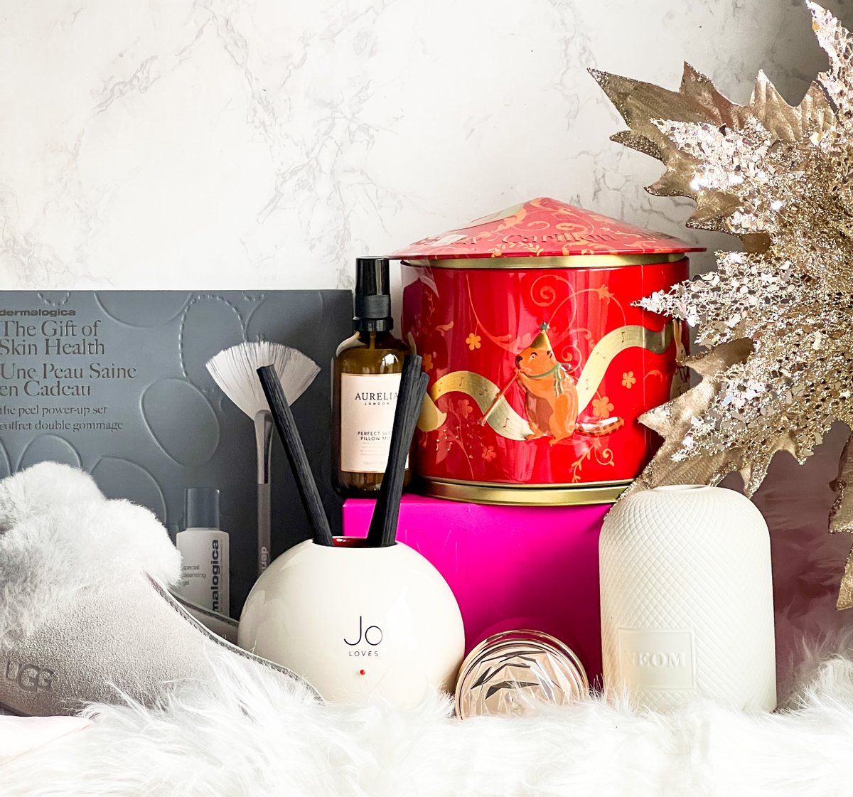 Siobhán (@beautylymin) on Twitter photo Slippers, chocolates, diffusers AND a <a href="/lookfantastic/">LOOKFANTASTIC</a> discount code! Still looking for gift ideas? I have you covered! tinyurl.com/4xbmjr3e <a href="/StyleBloggerRT/">Blogger Retweets 🔃</a> <a href="/BeautyinfluRT/">Beauty Influencer RT</a> <a href="/UKBlogRT/">Bloggers RT</a> #bloggerstribe #bbloggers Slippers, chocolates, diffusers AND a <a href="/lookfantastic/">LOOKFANTASTIC</a> discount code! Still looking for gift ideas? I have you covered! tinyurl.com/4xbmjr3e <a href="/StyleBloggerRT/">Blogger Retweets 🔃</a> <a href="/BeautyinfluRT/">Beauty Influencer RT</a> <a href="/UKBlogRT/">Bloggers RT</a> #bloggerstribe #bbloggers