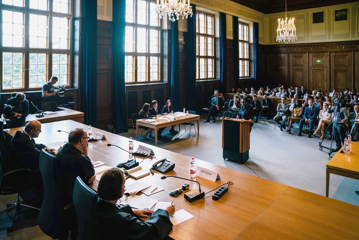 Back in Courtroom 600!
Nuremberg Moot Court 2023: Apply now and register your team before 30 January 2023. The new timetable is available on our website: bit.ly/3gOrfPp
Please also check our FAQ: bit.ly/3GV7S20 
#NMC23 #NurembergMootCourt