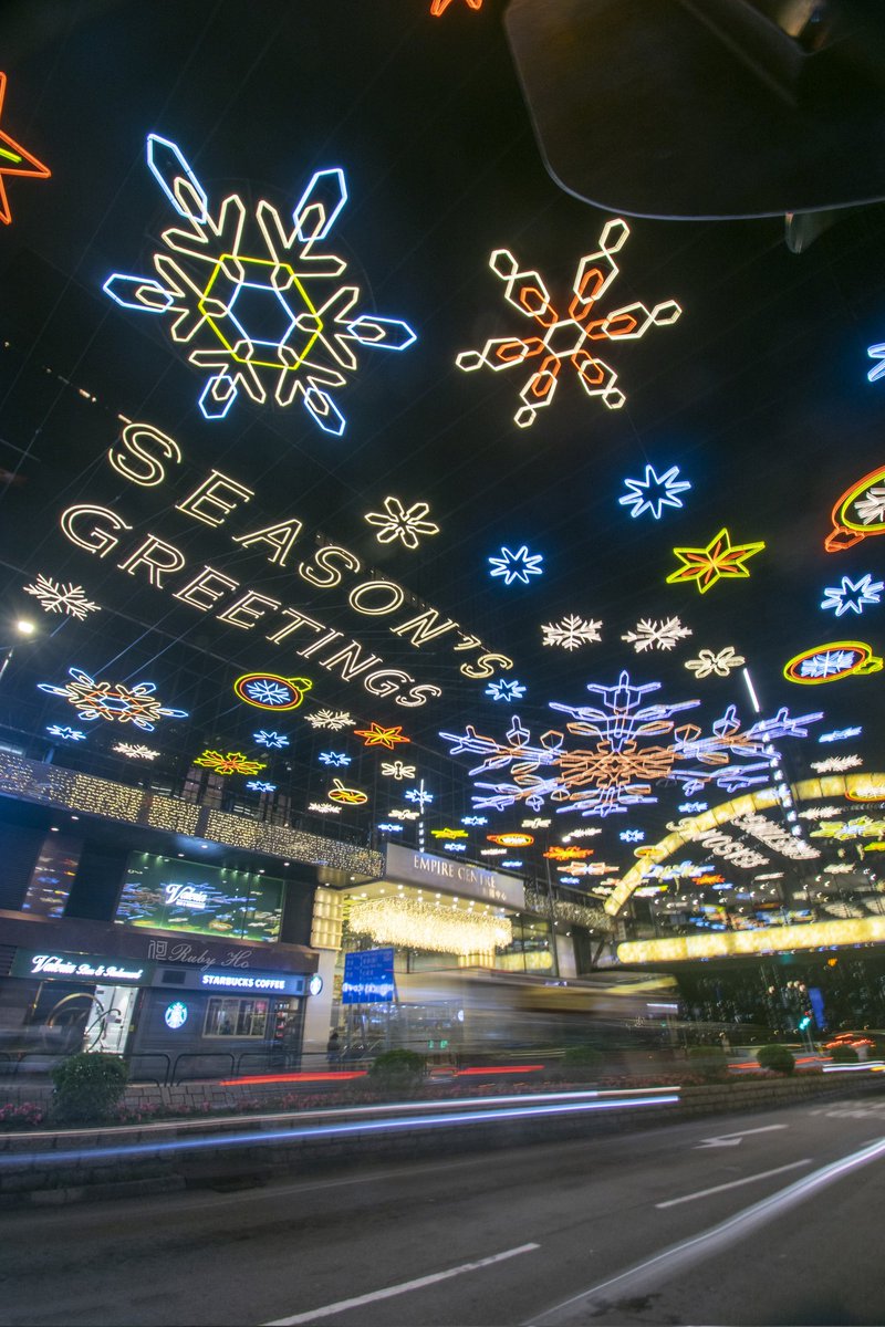 #クリスマス #メリークリスマス #クリスマスイルミネーション #nikonhongkong #HongKongNightView #LightTrail #hongkongphotography #hongkongphoto #カメラマンさんと繋がりたい  #写真撮ってる人と繋がりたい #風景写真 #風景写真を撮るのが好きな人と繋がりたい #香港好きな人と繋がりたい