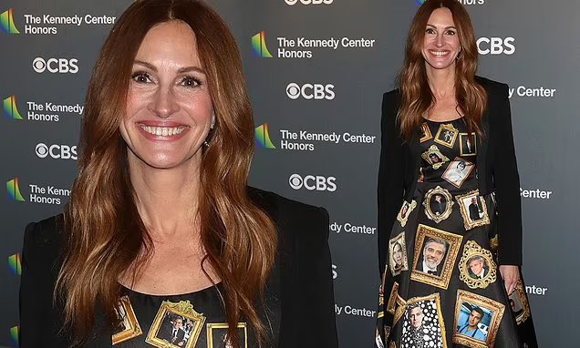 alex_abads's tweet photo. Julia Roberts you will always be famous https://t.co/WrkQ1BAYBP