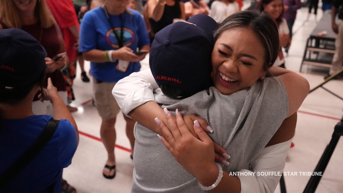 StarTribune's tweet image. 📷 Photos of the year: From crazy weather to Suni Lee, take a look at some of the memorable moments captured by the Star Tribune's photographers in 2022. startribune.com/photos-of-the-…