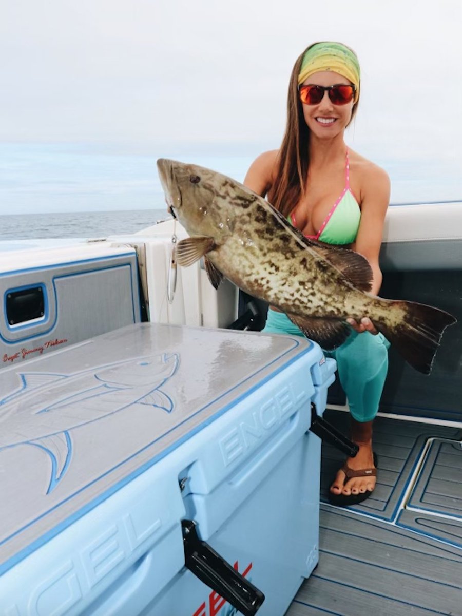 Grouper on our Flat Side Slammer! Order yours through the link in our bio and have it at our house by this weekend.