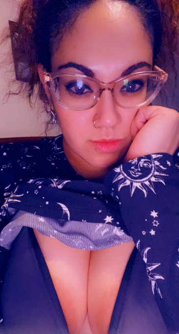 Ughhh I just hate Mondays! Good morning tho https://t.co/zyj0Qtaepb<a href="/tag/onlyfans"class="tags"><span>&#35;onlyfans</span></a><a href="/tag/onlyfansbabe"class="tags"><span>&#35;onlyfansbabe</span></a><a href="/tag/sellingcontent"class="tags"><span>&#35;sellingcontent</span></a>