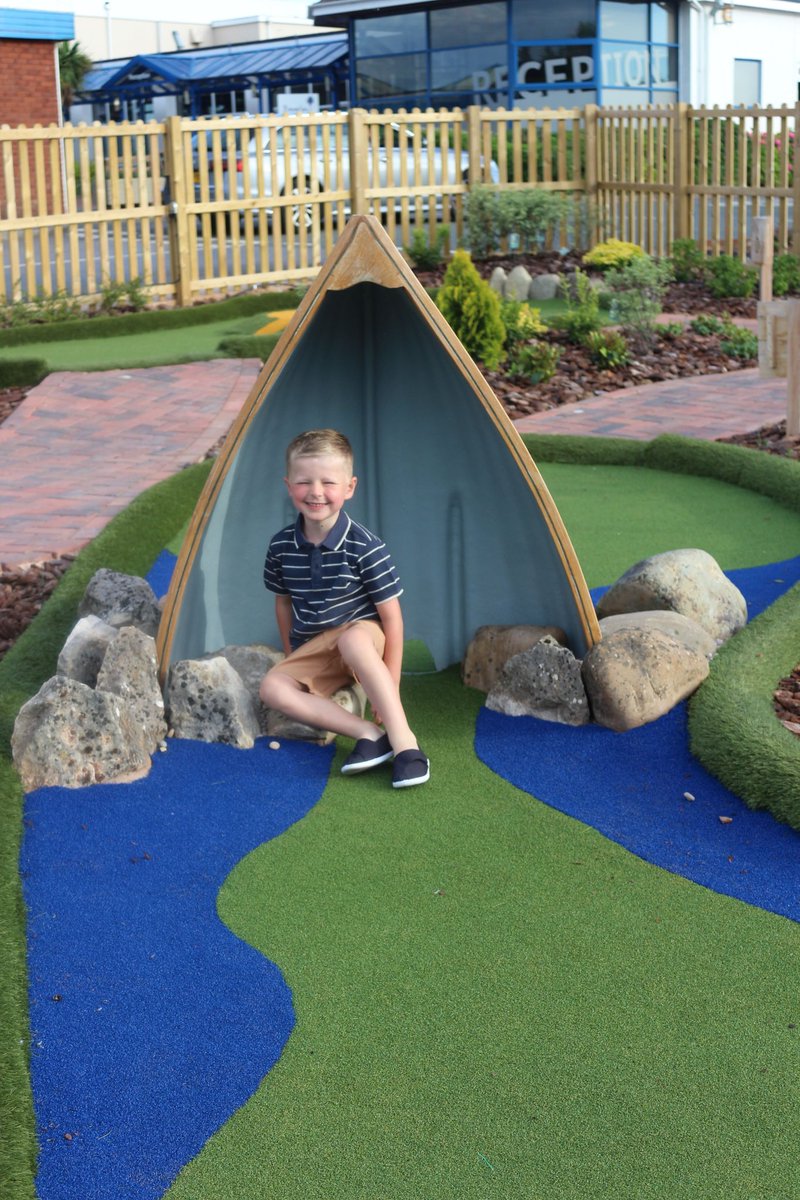 Needing a holiday 😭 <a href="/BeverleyHoliday/">Beverley Holidays</a>