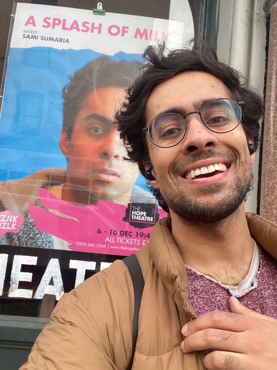 Our very own <a href="/SamiSumaria/">Sami Sumaria</a> heading into their final rehearsals before we open TOMORROW at <a href="/TheHopeTheatre/">The Hope Theatre</a> !
Grab your tickets whilst you still can, for this powerful piece!
💗🥛🎭

🎟: ticketsource.co.uk/whats-on/207-u…

#newtheatre #queertheatre #fringetheatre #londontheatre