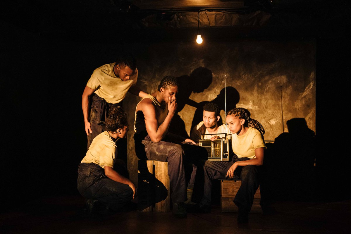 Young Vic tweet media