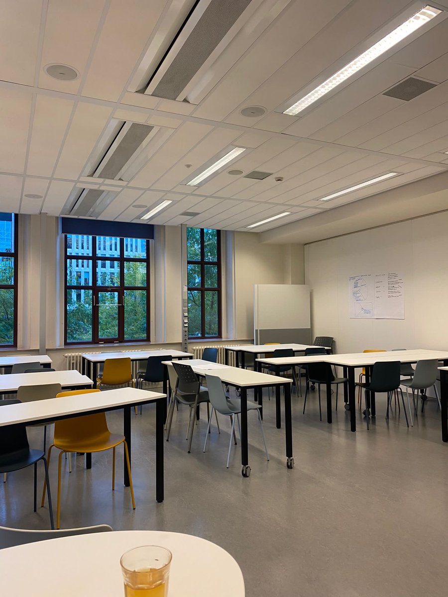 janverboom's tweet photo. @BinnertdeB De sessie van 13.40 was op papier uitverkocht, ondanks hulpmateriaal niemand gezien #oneteam #opgevenisgeenoptie #impossibleisnothing #beawinner #disc coach zoekt #coachees 🙃🤔 #olympischeervaring 🤛🏽 https://t.co/x94nuyJRXI
