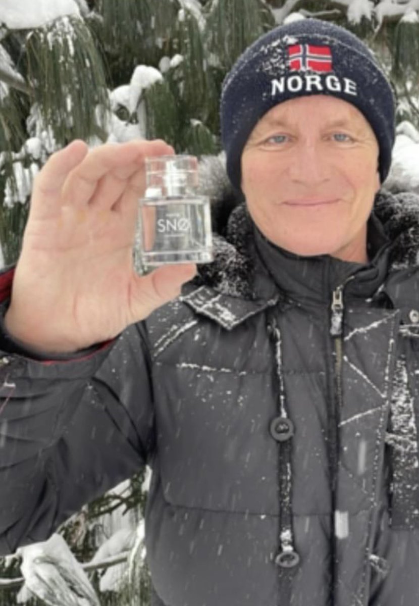 My new scent :
NORSK SNØ (Norwegian snow) 
Fresh, clean like the Norwegian mountains ❄️
Is out today in Norway and USA @norwayus <a href="/NorAmNews/">The Norwegian American</a> 
#norway #snow #fragrances #fresh
#nordstrom #epcot #Disneyworld