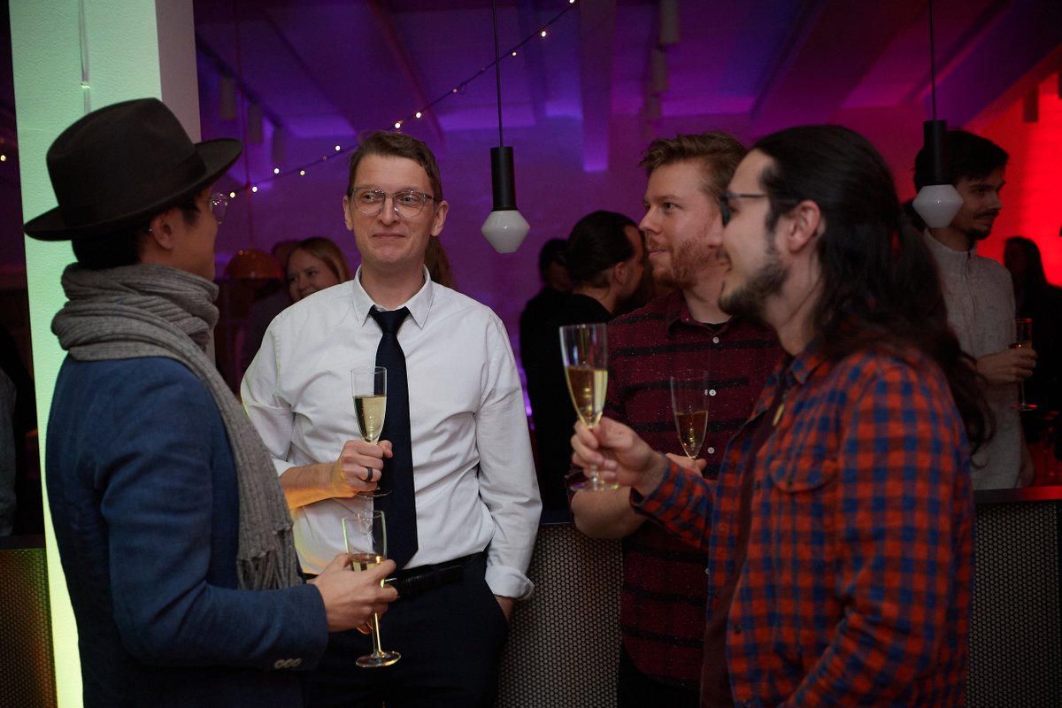 HiveHelsinki's tweet photo. More 📸 from our 'graduation' event that celebrated the students who made it into our alumni.

Many of them had no previous coding experience &amp; the pandemic disrupted their studies. But they did not give up and launched their future-proofed careers as coders.

Badass level 1000. https://t.co/AxuPDsA1y8