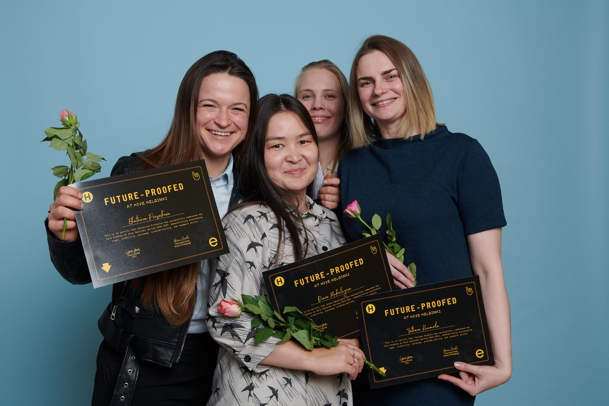 HiveHelsinki's tweet photo. More 📸 from our 'graduation' event that celebrated the students who made it into our alumni.

Many of them had no previous coding experience &amp; the pandemic disrupted their studies. But they did not give up and launched their future-proofed careers as coders.

Badass level 1000. https://t.co/AxuPDsA1y8