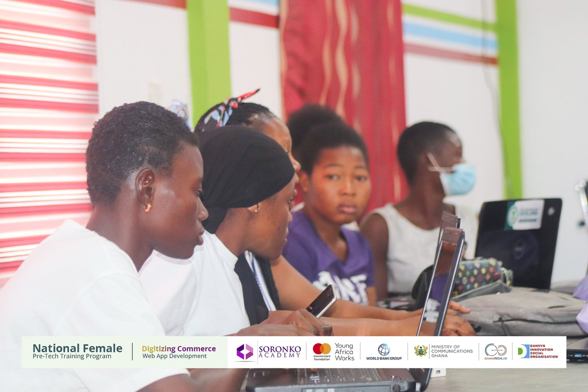 DansynSocial's tweet image. 𝐍𝐚𝐭𝐢𝐨𝐧𝐚𝐥 𝐏𝐫𝐞-𝐓𝐞𝐜𝐡 𝐓𝐫𝐚𝐢𝐧𝐢𝐧𝐠 𝐏𝐫𝐨𝐠𝐫𝐚𝐦 - 𝐂𝐨𝐡𝐨𝐫𝐭 𝟓
Day 8: Introduction to JavaScript. 
#YoungAfricaWorks
#pretechskills
#soronkoimpact
#gtlimpact
#dansyniso
#bolga