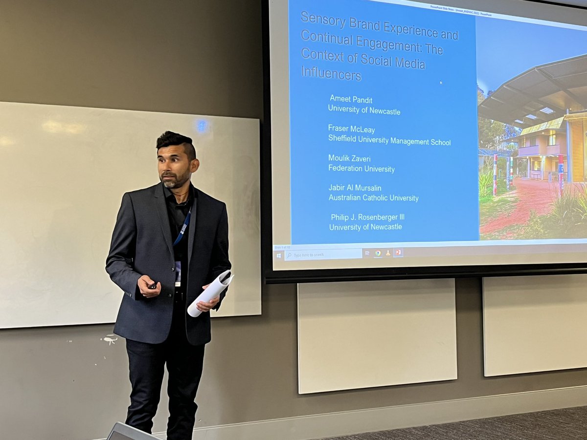 jamie007carlson's tweet photo. Interesting presentations in the #DigitalandSocialMediaMarketing track @ANZMAC conference here in Perth. Great work Ameet Pandit and @AlexanderTaylo6 representing @Uni_Newcastle on Day 1 of the conference #anzmac #socialmedia #customerengagement https://t.co/KPWepiGNSP