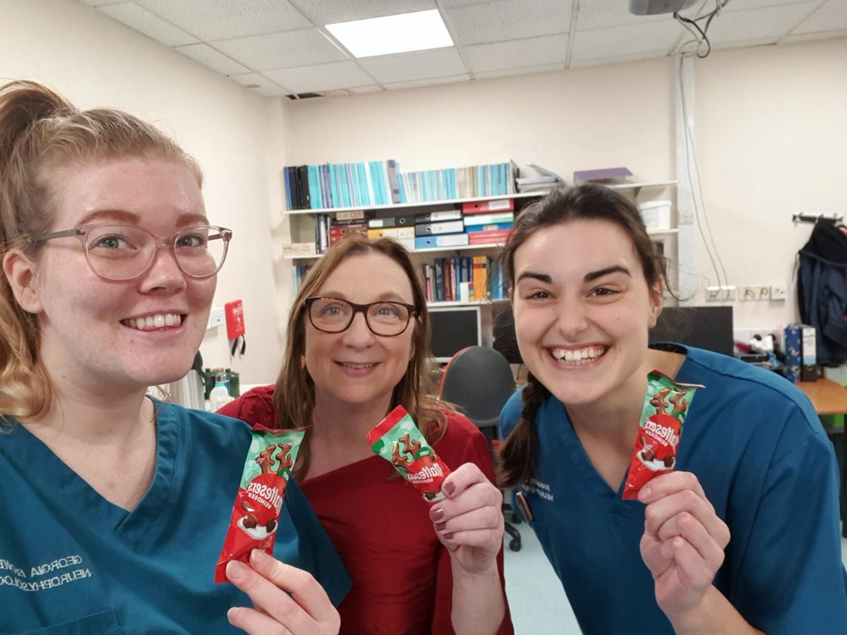 NeurophysUHP's tweet photo. Lovely patient brought in Christmas chocolates for the hard-working @NeurophysUHP staff @UHP_NHS! 😍 https://t.co/v0GVlMhN0u