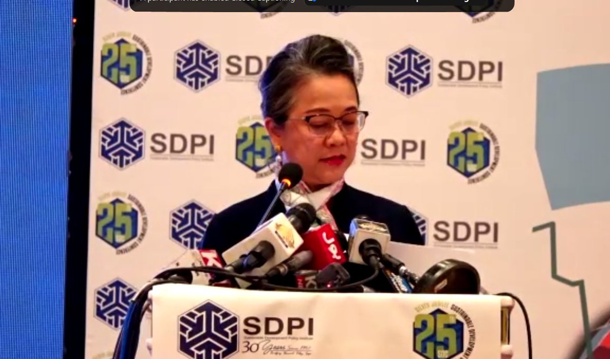 SSWA_UNESCAP's tweet photo. Plenary session, #6SDGForum & #SDC2022
Ms. Armida Salsiah Alisjahbana, Executive Secretary @UNESCAP @UN_Armida
Subregion is home to abundant renewable energy -hydro, wind, solar power. Utilizing these resources can provide people with energy security & reduce carbon emissions. https://t.co/i0yGHrZrKO