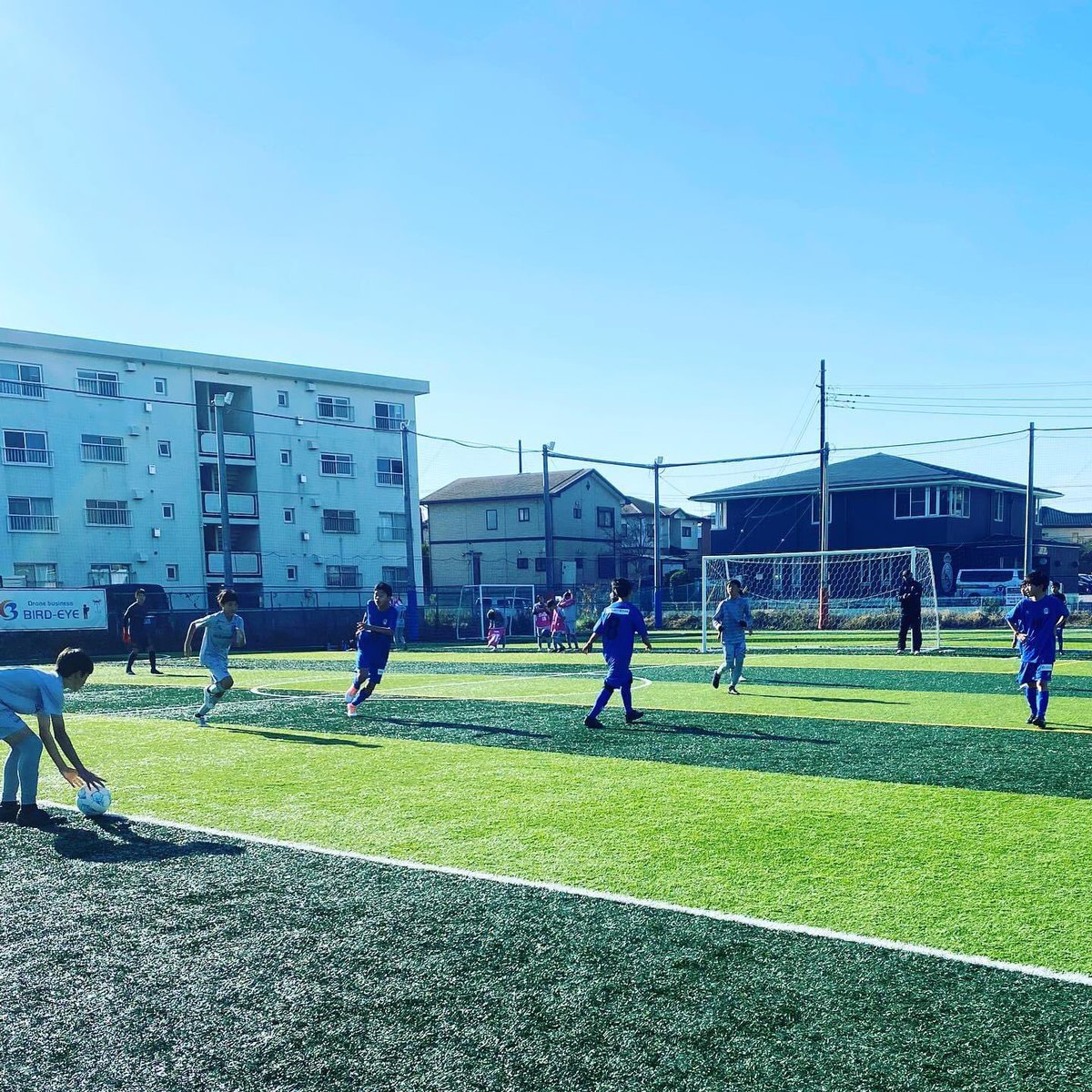 mindsfields's tweet photo. ♦︎♢MINDS CHIBA FC♢♦︎
12/4(日)
vs アトレチコ君津U13様
8人制のサッカーと個々のべースUPの取組みとして、初めてフットサルのTRMを行いました。感覚の違いに戸惑いながらも良い経験となりました。
アトレチコ君津様、審判、応援に駆け付けていただいた保護者の皆様、誠にありがとうございました https://t.co/9hM1H4wMTv