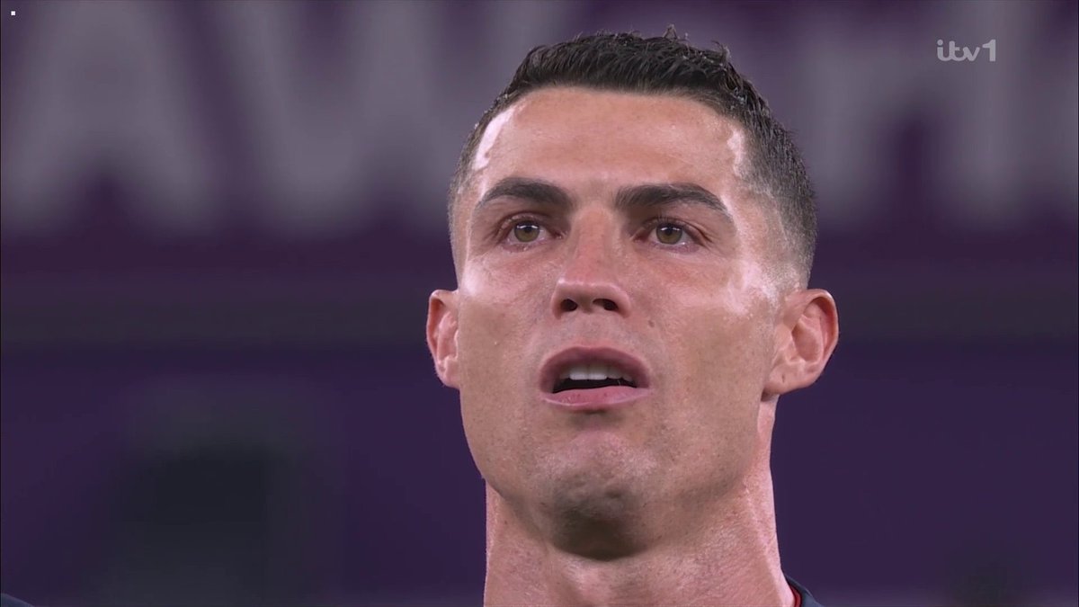UgwunnaEjikem's tweet photo. The entire world might desert you @Cristiano but some of us never will. 

Even if you never step on a pitch again, I’m with you till the very end Idolo❤️ https://t.co/jibJLCfjoL