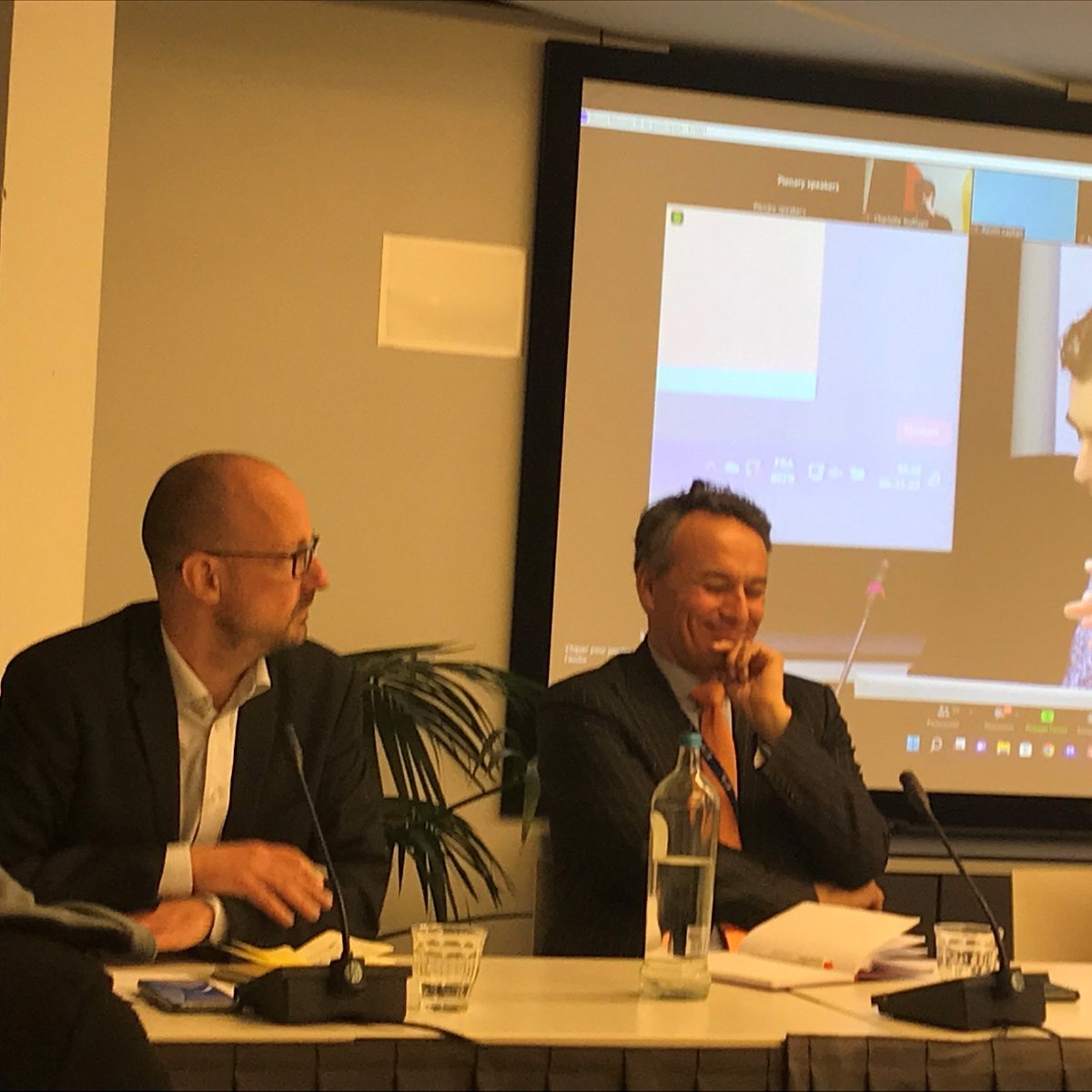 In this session we reflect on the experience during the #COVID19 pandemic &amp; #monkeypox outbreak, this session is focused on digging into the future of EU joint procurement for medicines &amp; vaccines. 💊💉

'Medicines should be treated as a necessity and not a commodity.' <a href="/momiiir/">Momir Radulovic</a>