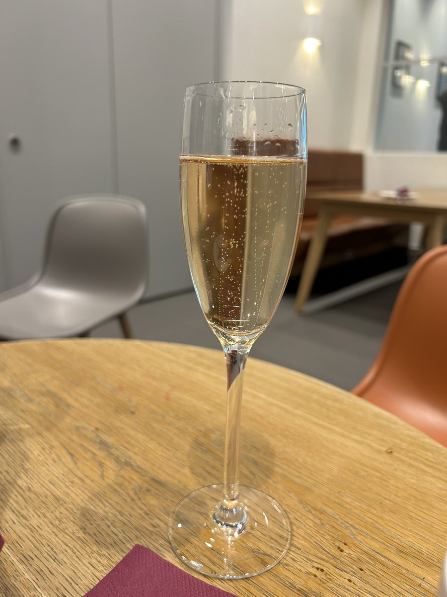 Not technically a work post and my twitter is normally limited to work. However - settled a 4 1/2 year case yesterday and today I am off on holiday. Barbs here we come