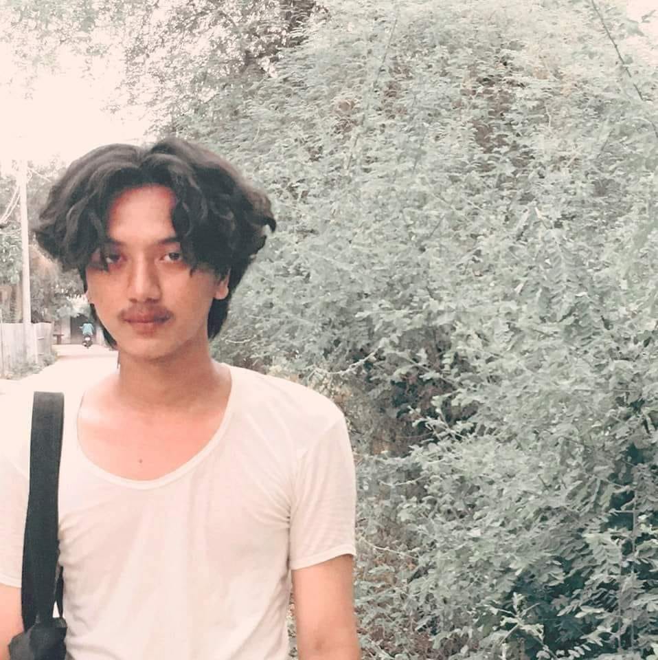 IrrawaddyNews's tweet photo. Maung Phone Myat Ko, a minor, died in military custody three days after his arrest in connection with a stun grenade blast in Lewe, Napyitaw on Dec. 1. Family members were told of his death Sunday, and his face bore signs of a beating, a resident said. #WhatsHappeningInMyanmar https://t.co/7Ksgn6FSmy