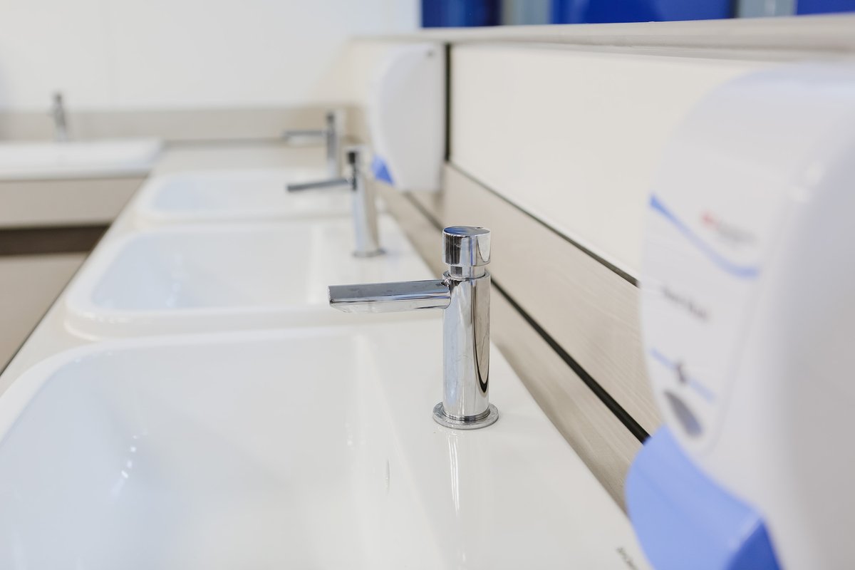 KirkHallamCA's tweet photo. The next set of #khca building improvements is the new, modern bathroom block next to our Learning Support Centre! All of our bathroom blocks will soon look as good as these! #buildingimprovements #community https://t.co/HFBLZxLS0s