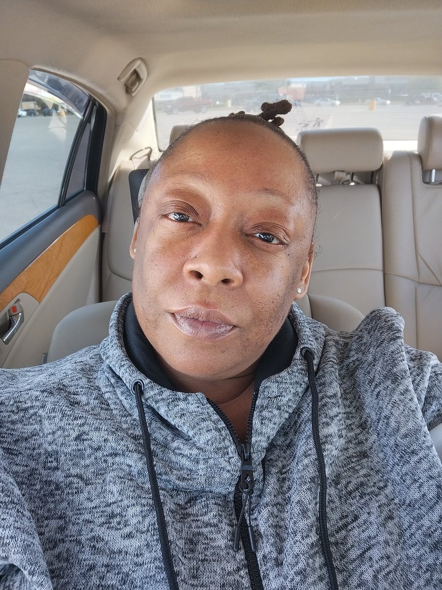 pernell_tameeka's tweet photo. Sexy https://t.co/0SarKr1iqp