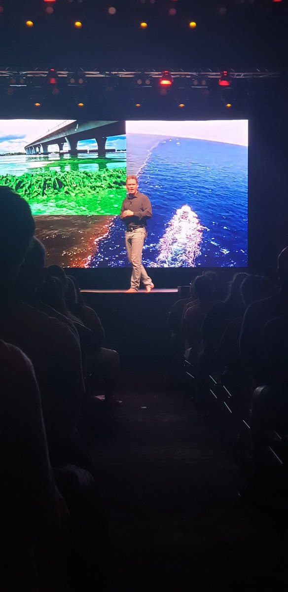 #farmersfootprint Listening to <a href="/DrZachBush/">Zach Bush MD</a> at the Princess theatre, Brisbane.
<a href="/cpsavesoil/">Conscious Planet #SaveSoil</a>
