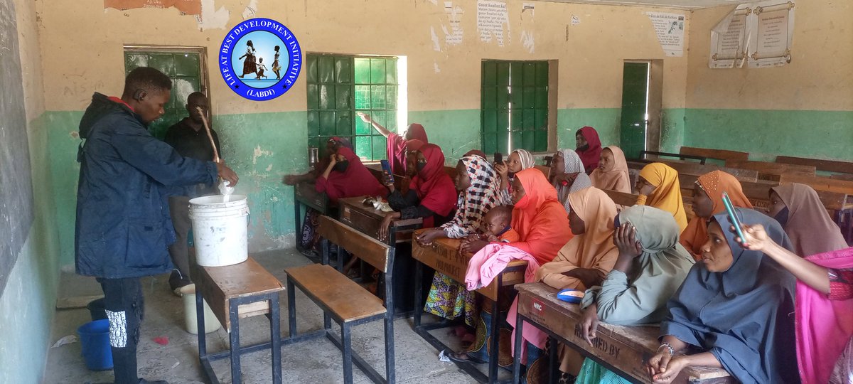 Labdi_Nigeria's tweet photo. Training on Liquid Soap making for Women and girls in Fariya Community, #Maiduguri. Economic empowerment is key to ensuring the protection of Women and Girls from GBV. #FeministHumNet #Labdi #Pushforwad https://t.co/dBLDc11B09