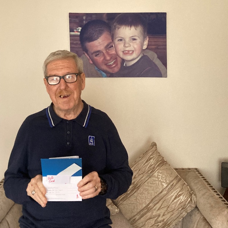 EITC's tweet photo. 👕 Signed shirts...
🎫 Gift vouchers...
💰 £25k weekly jackpot...

... And more.

➡️ It's the Everton in the Community People's Lottery and its changing the lives of our participants and our Lotteries members!