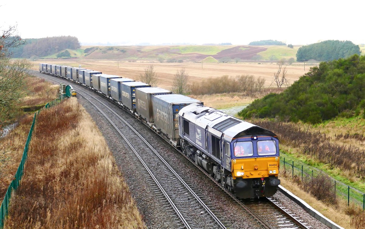 Yesterday the first train service left our new rail freight facility in Blackford, bound for our external warehouse in Daventry. The facility has been in development for over 10 years and is a critical part of our commitment to tackling climate change. 
#railfreight #netzero