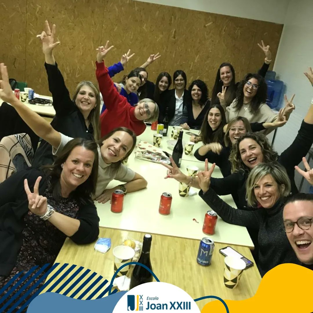 (1/2) La setmana passada l'equip de Pastoral de l'escola va organitzar una recollida d'aliments per tota l'escola com a donació pel menjador social i Càritas de Bonavista on s'han recollit moltíssim menjar i productes de neteja personal.