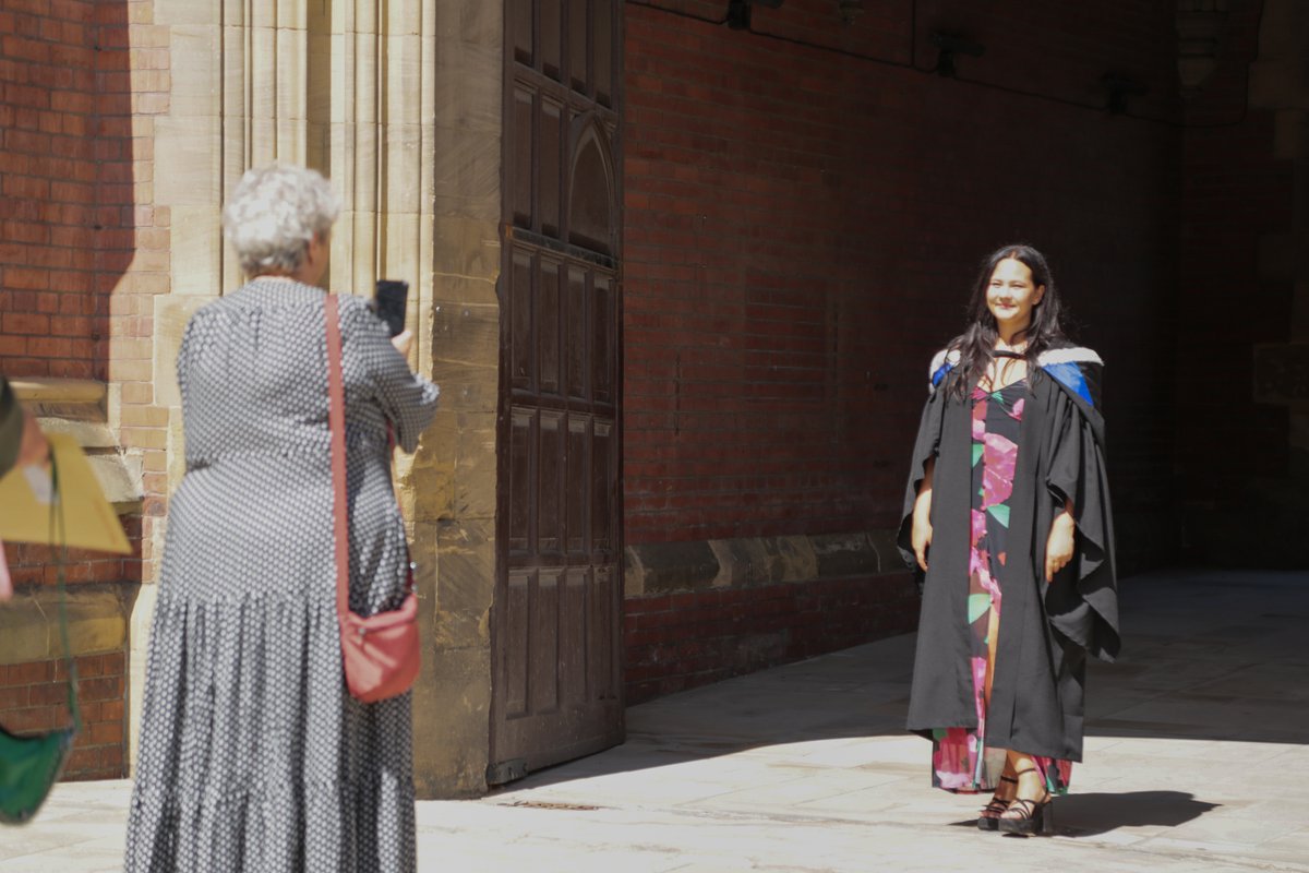 NCLalumni's tweet photo. Huge congratulations to our first group of students arriving on @uniofnewcastle campus for their graduation ceremonies - and welcome to the #NCLalumni community💙
All ceremonies can be streamed live online for those unable to join us in person https://t.co/uwfPKeH4MZ https://t.co/3oES53SyTQ