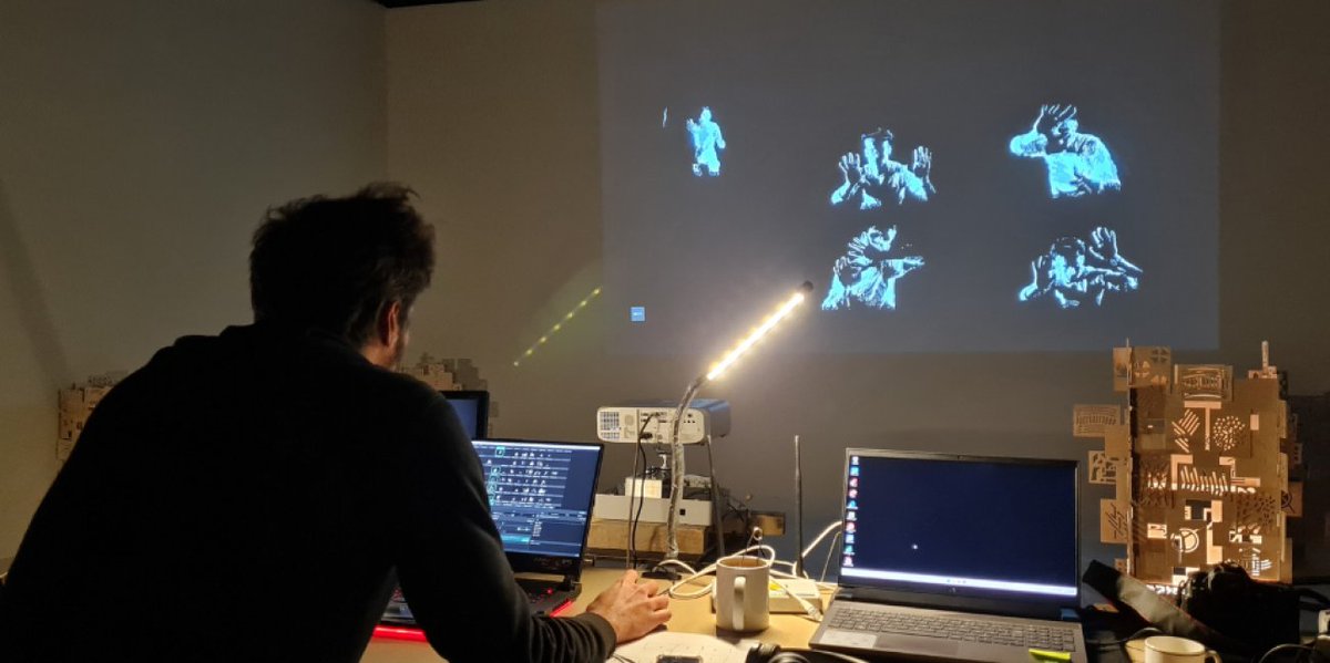 #Lyon. #Culture: Fête des Lumières : l'œuvre qui déconstruit les clichés sur l'#autisme 

💡"Soi-même" est le fruit d'un travail collaboratif, mené par une équipe artistique et des jeunes adultes autistes.

radioscoop.com/infos/fete-des… via <a href="/RadioSCOOPOff/">Radio SCOOP</a>