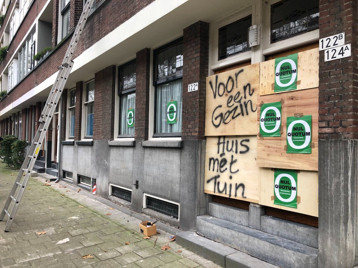 Dat is duidelijke taal. Deze huizen zijn bestemd voor gezinnen, hopelijk houdt de nieuwe eigenaar zich aan zijn belofte. De gemeente moet optreden tegen de wanpraktijken van huisjesmelkers! onzemathenesserweg.nl/2022/12/03/act…