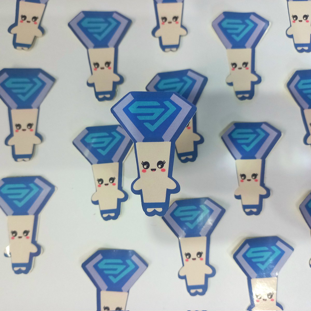 fiishae_'s tweet photo. Still overwhelmed by the amount of support I received from ELFs. As a way of giving back I will be giving away stickers on #SS9inManila 💙

To receive your sticker freebie:
1) like &amp; rt (so others can see it too)
2) follow me (coz I need more moots)
3) approach me on d-day

See u https://t.co/uKyaeeuuGe
