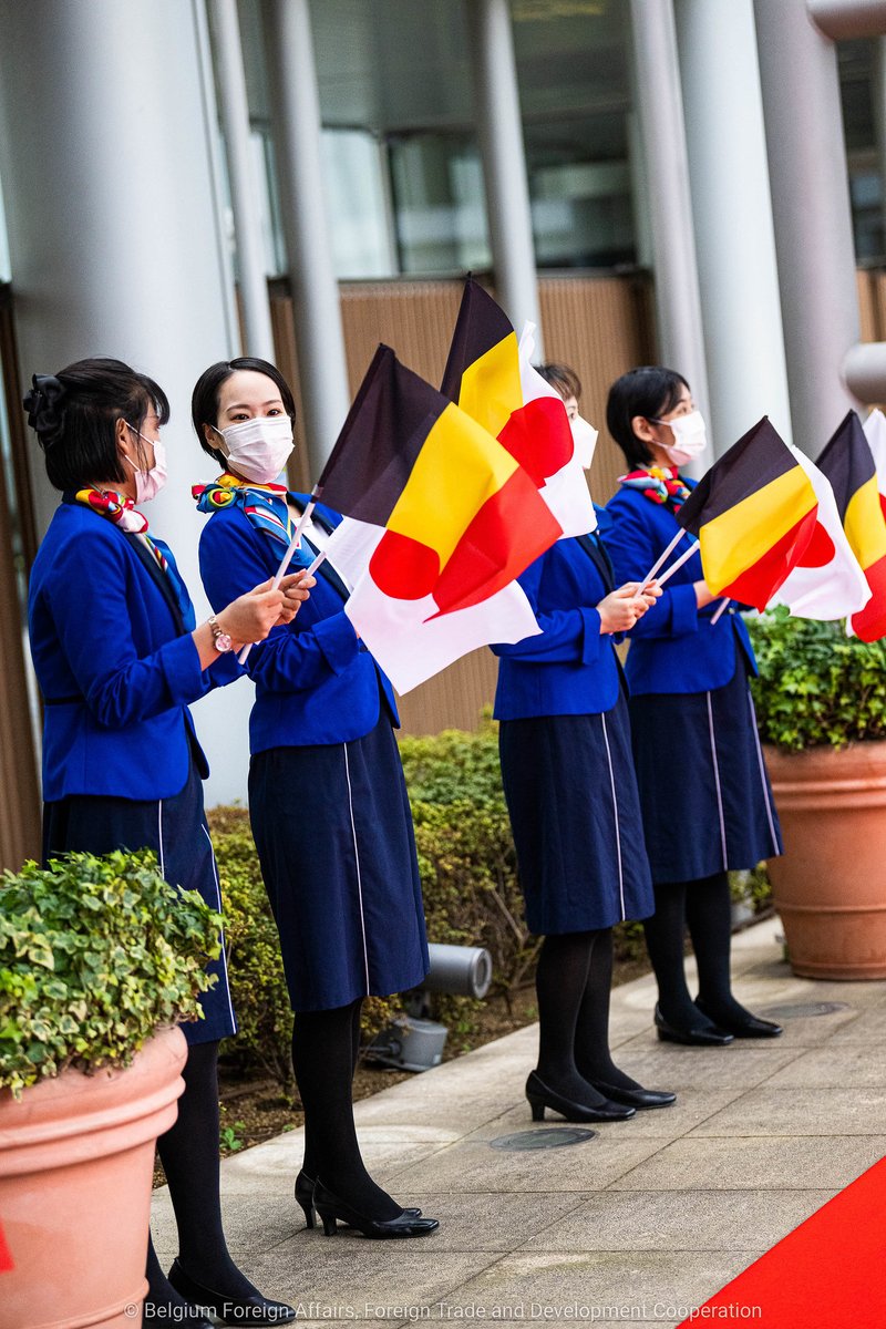 WBI_tweet's tweet photo. #BEmissionJPN🇯🇵🇧🇪
Du 5 au 9 décembre, SAR la Princesse Astrid conduit une mission #économique #belge au #Japon. 200 participants dont 51 entreprises wallonnes et 21 académiques se rendront à Tokyo, Nagoya, Osaka et Kyoto.
https://t.co/DoIedb1Oi0 https://t.co/C6oJrtPiDK