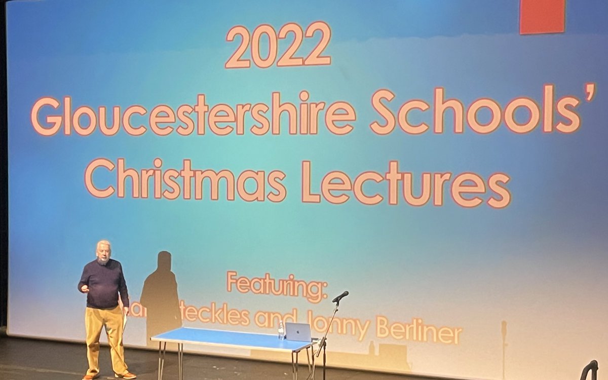 A great intro &amp; welcome at the Glos Schools’ Christmas Lectures from Patrick &amp; <a href="/AndrewTabor1/">Andrew Tabor 🇺🇦</a> 

Session 1 <a href="/stecks/">Katie Steckles</a> talks about numbers
&amp; connecting maths to science.

@renishawplc <a href="/spiraxsarcouk/">spiraxsarcouk</a> @HCRlawChelt <a href="/juliekentmbe/">Julie Kent MBE</a> 
#stem #Christmas #education