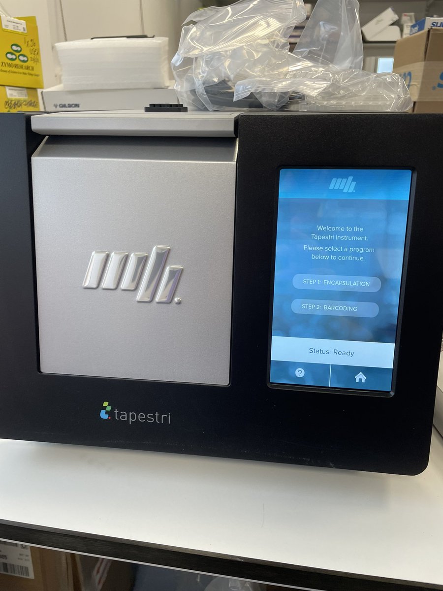 adbeggs's tweet image. Another toy (serious science equipment) for @GenomicsB this time courtesy of @MissionBio via our BBSRC Grant - if you want to do single cell DNAseq get in touch!