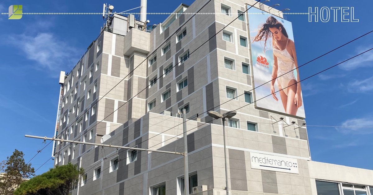 Un edificio dalla forza iconica e simbolica per la città di Riccione. Presto vi racconteremo la storia!
#hotel #riccione #architettura #ingegneria #lighting #polistudioaes #edilizia
