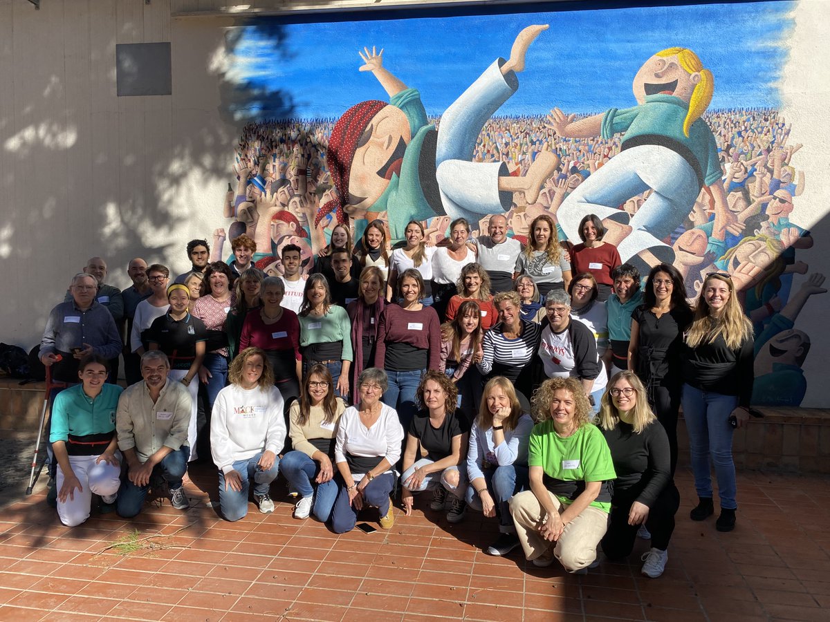 celiacscat's tweet photo. 📆🙏Avui és el #DiaInternacionaldelVoluntariat! Donem les gràcies a les més de 100 persones voluntàries de Catalunya i Menorca que col·laboren altruistament amb l'Associació Celíacs de Catalunya. 

📸 Jornada de cohesió a Vilafranca del Penedès, novembre 2022. https://t.co/ephf8gS1LA