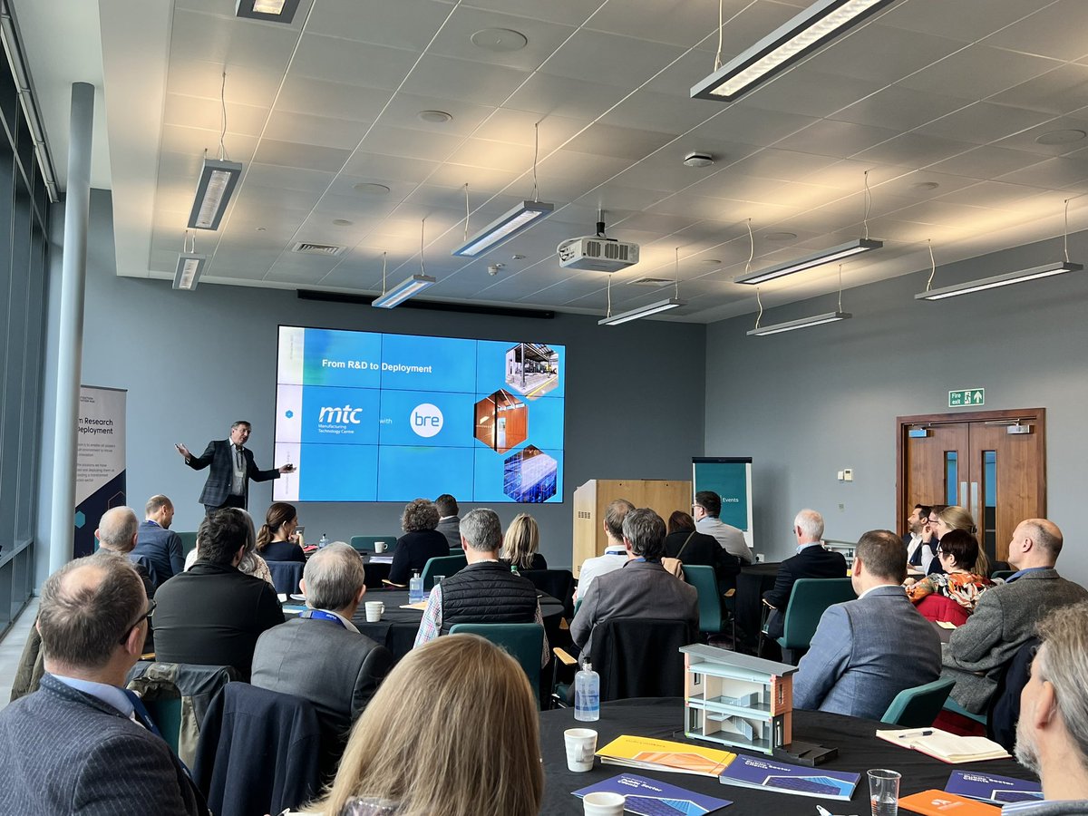CIH_HUB's tweet photo. Today we are hosting government officials at @the_MTC_org in Coventry. We are presenting our programme & outputs, showcasing our sandpits, the innovation we are delivering and discussing the opportunities for gov & industryβοΈAn exciting time for the Hub! #PlatformConstruction https://t.co/uEYWJNvJIc