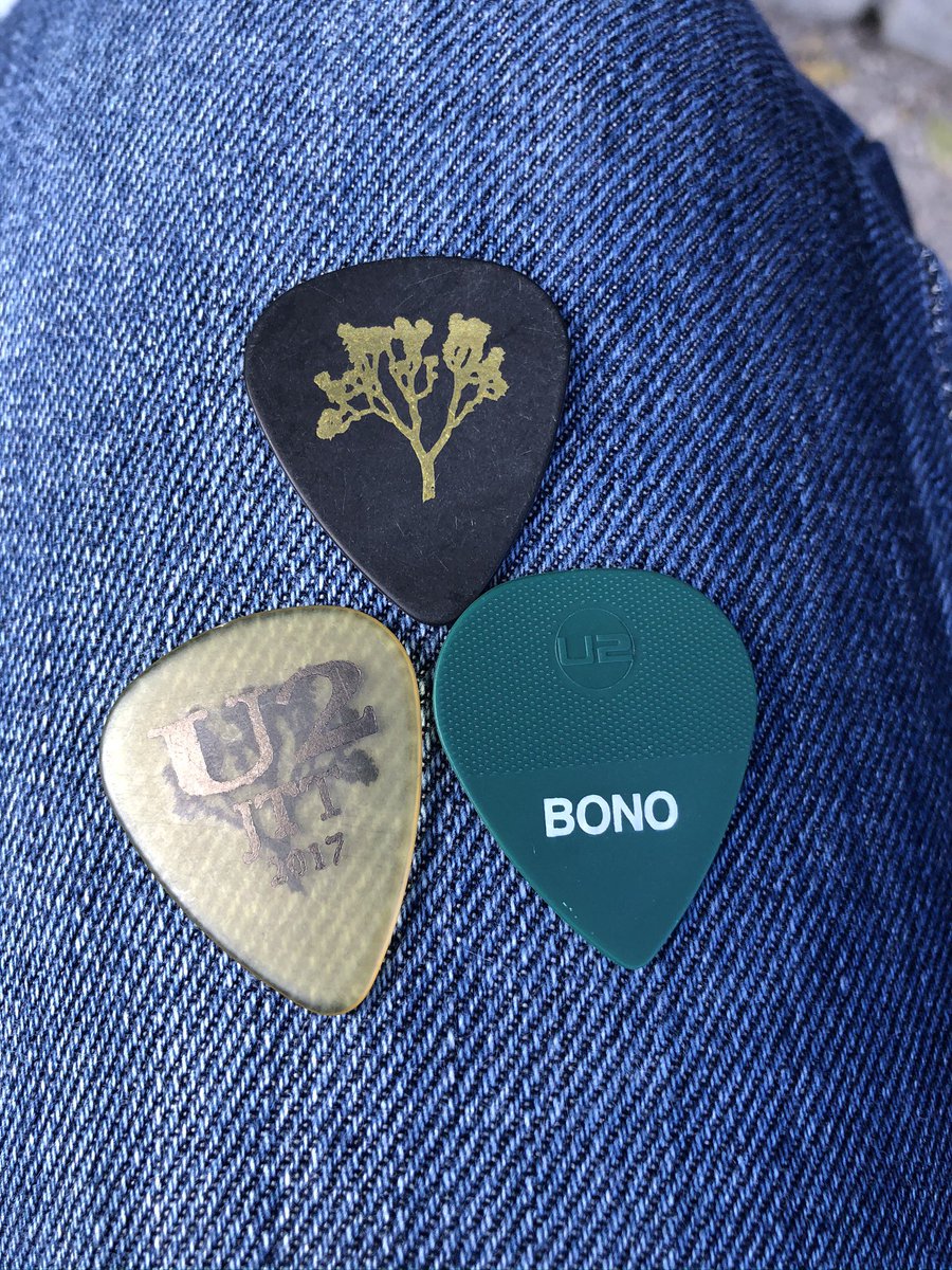 k_neko's tweet photo. #U2 #Joshuatreetour #Japan
#Dallasschoo
もらったよ🥰
一緒にセルフィー
Dallas 大好き🫶🏻💕 https://t.co/pYApviuouT