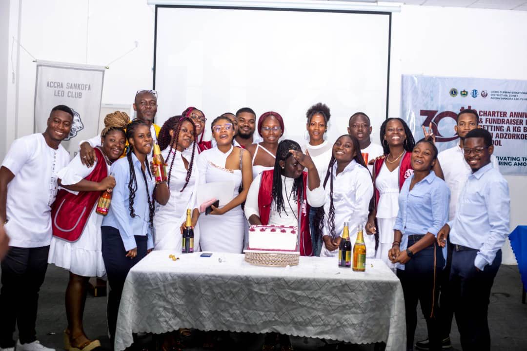 accra_sankofa's tweet photo. Happy International Day to all Leos in Lions Clubs International especially to Leos of Accra Sankofa Leo Club. 

As a Leo Club we’ve experienced so many moments together . https://t.co/Q5HTQOJ3NI