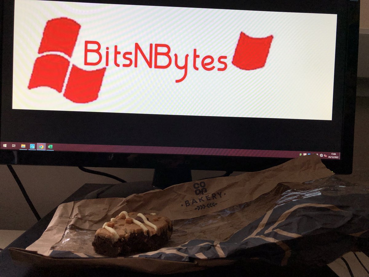GorstGorst01's tweet photo. Thanks @JosephCambellA1 this was way better than @RioCakeBake Rios cakes <<<
#bakes #cakes #cake #break #beer #withthebois #yummy #adamisme #identitytheft #help #thesocialmediateamforbitsnbytesisunderpaidandstarving #YOLO https://t.co/mlycDwtelG