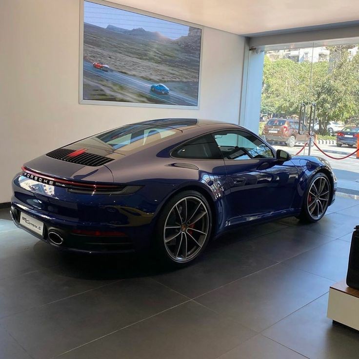 michele69028102's tweet photo. #porsche 911 https://t.co/UApBGSNQfe