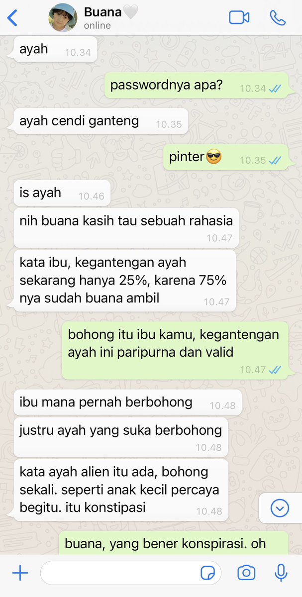 fewritincty's tweet photo. 01. (Another : what if) Buana masih kelas 3 SD, sebentar lagi naik kelas 4. Sehari-hari ngomong bahasa baku karena suka baca koran. Hobinya gangguin Cendi. https://t.co/EkLExnicsX