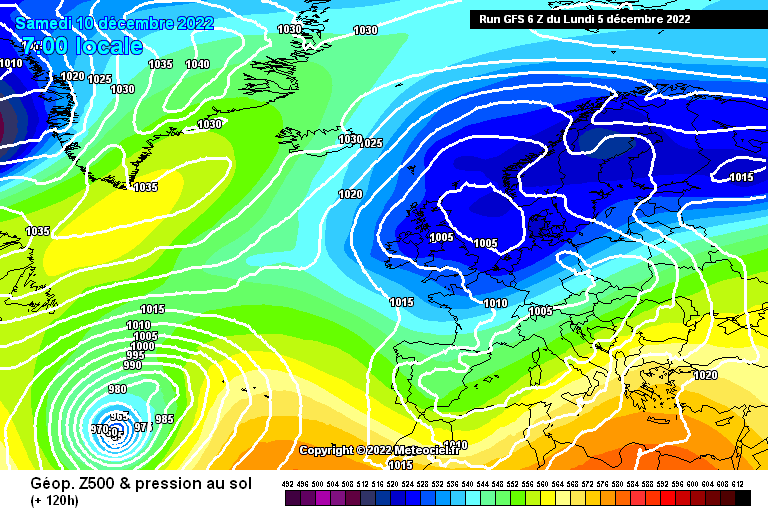 Official_WXUK's tweet photo. Solid agreement on a cold spell beginning imminently and lasting through towards mid-month. Temperatures not much above freezing by the weekend and severe overnight frosts. Still too early to pin down the when and where but there will be snow in the forecast. https://t.co/isr5kAz20c