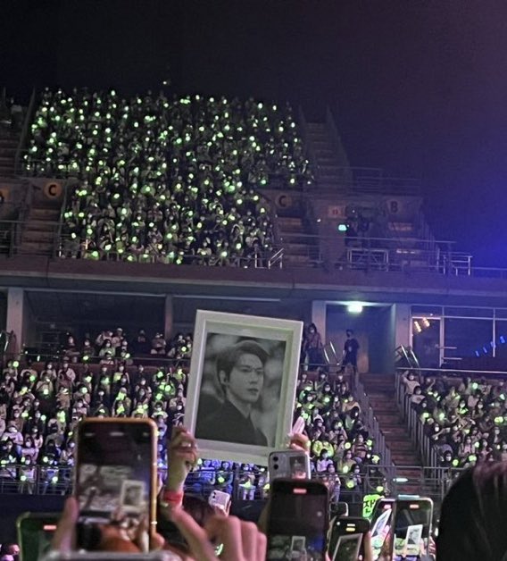 อันนี้คืออะไร เป็นรูปที่มีทุกบ้านหรอ555555555555