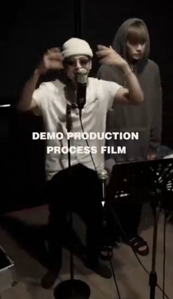 formrxx's tweet image. ท่ดนะ ทำไมนจกเหมือนผีในห้อง 55555555