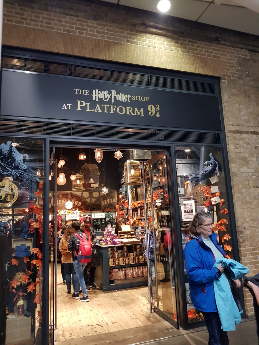 Andreaaaaaa93's tweet photo. London! <3 I missed going back where I used to live for couple of years! <3 

#travel #London #yolo https://t.co/GSn3TuMnh7